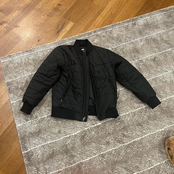 North face no collar stylish bomber - Picture 3 of 3